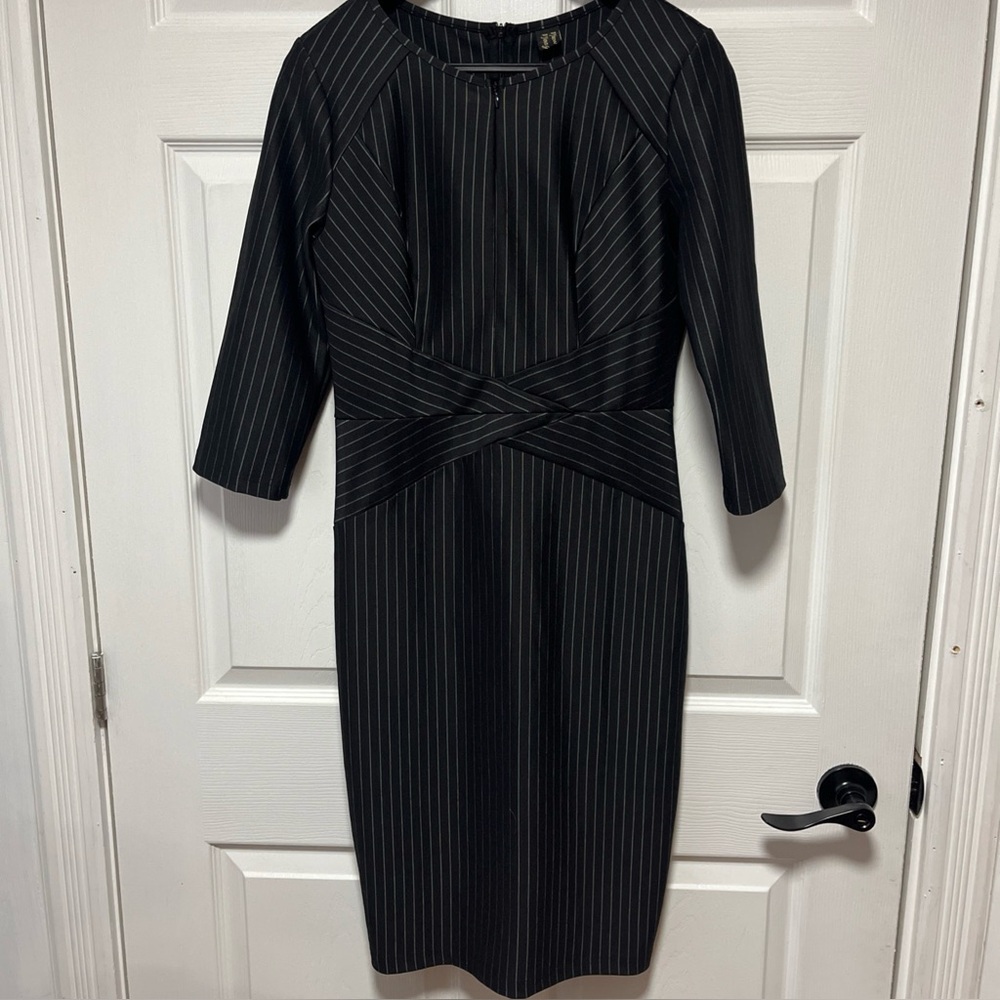 VF Show Black Striped 3/4 Sleeve Size M Dress